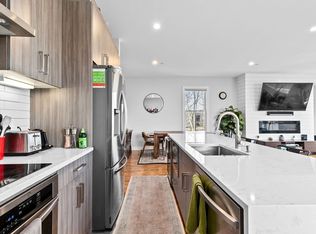 17 Centre St #2, Boston, MA 02119