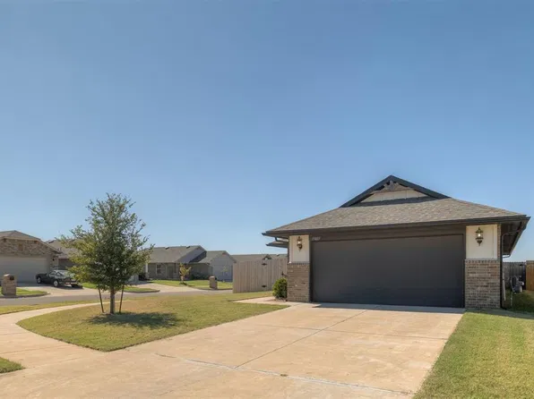 19601 Brookville Dr, Edmond, OK 73012