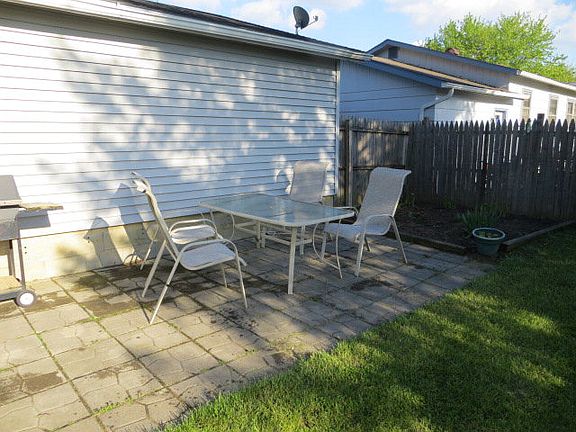5th image of 377 Brentwood Dr