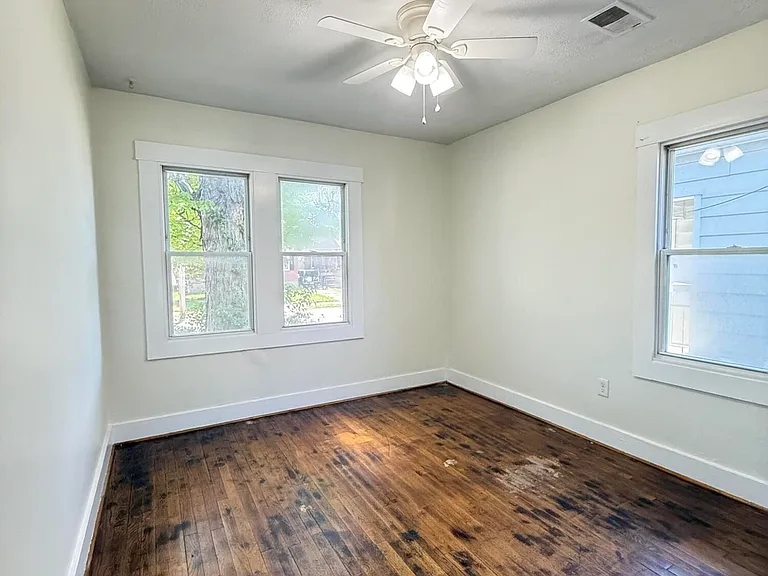 1111 Dresden Ave — Photo 9