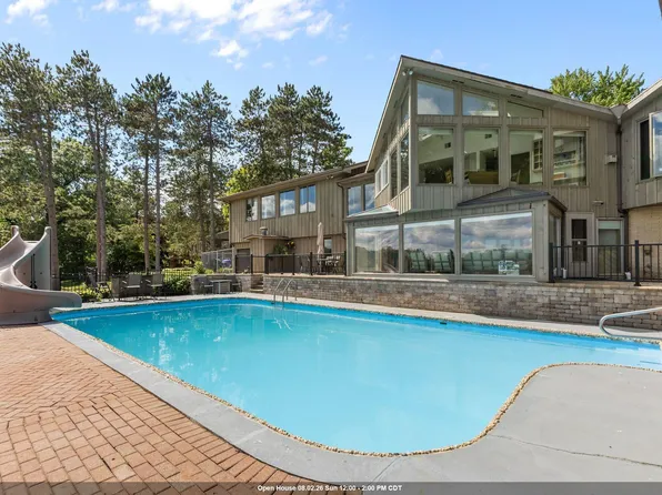 W8255 Buttercup Ct, Wautoma, WI 54982