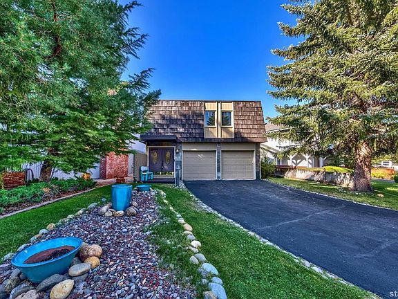 5th image of 452 Christie Dr