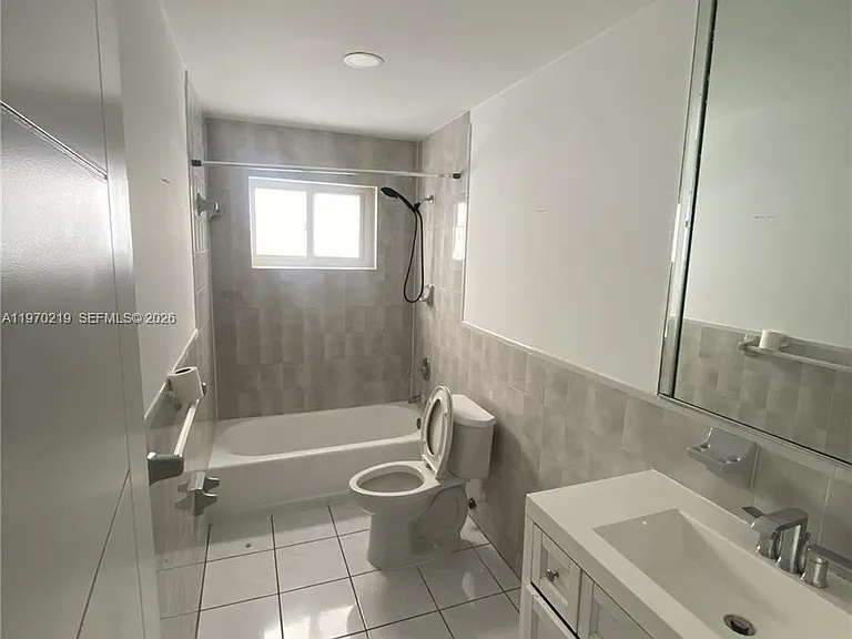 3251 SW 67th Ave — Photo 29