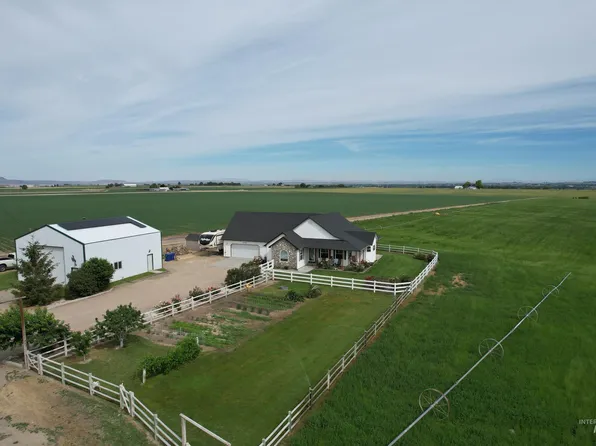 27110 Hatch Ln, Parma, ID 83660