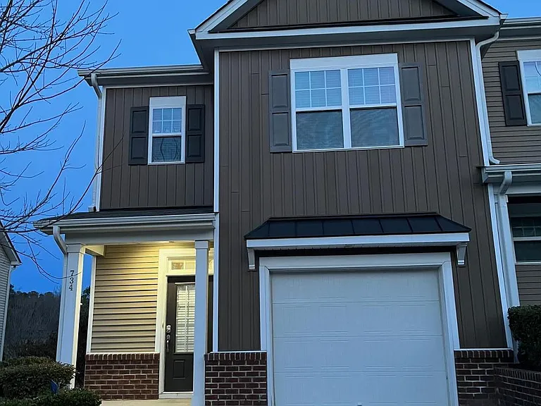 734 Silver Stream Ln — Photo 1