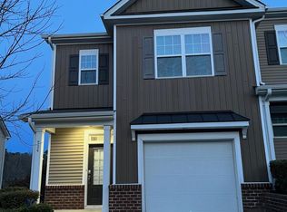 734 Silver Stream Ln, Cary, NC 27519