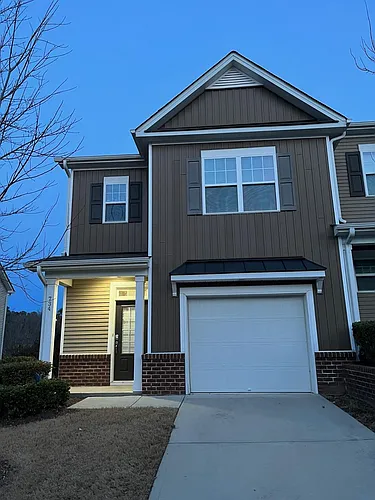 734 Silver Stream Ln Photo 1