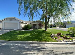 9404 Long River Dr, Reno, NV 89506