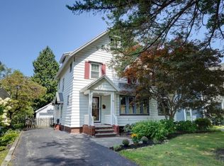 170 Elmcroft Rd, Rochester, NY 14609