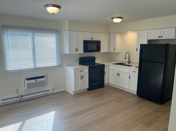 410 Fair St #3
