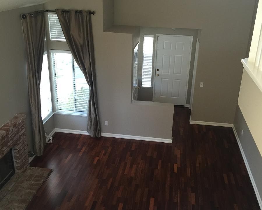 Living Room and Entry