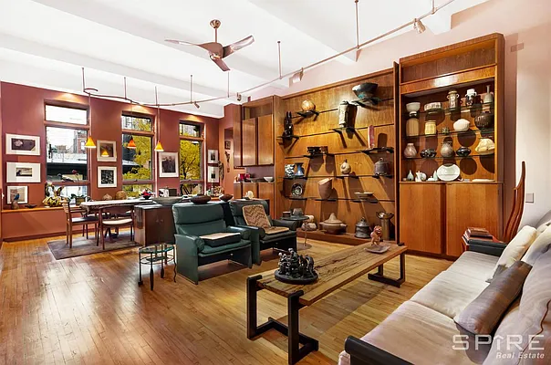 Rented by Spire Group | media 18