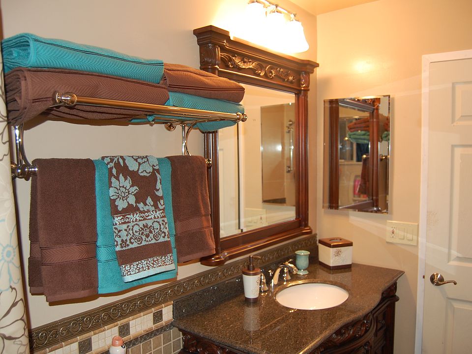 Upstairs bathroom