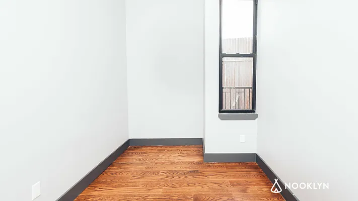 Rented by Nooklyn NYC LLC | media 112