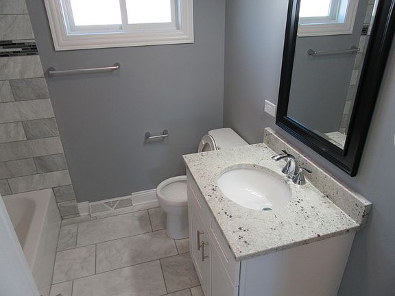 5th image of 8668 Gregory Ln APT A