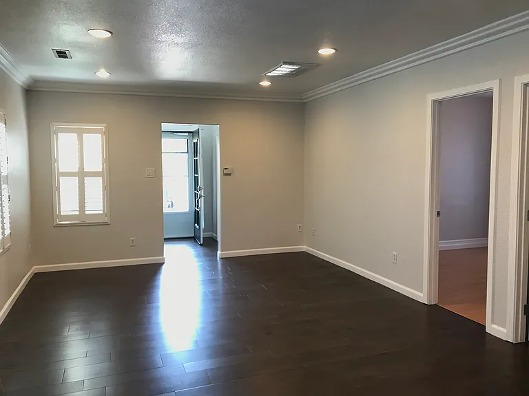 2305 Clinton Ave #A — Photo 5