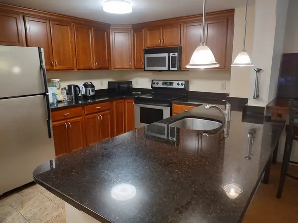 20-30 Daniels St Unit 209, Malden, MA 02148