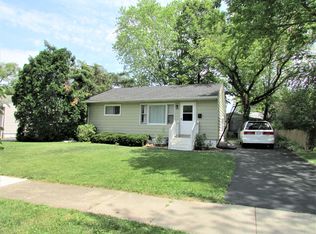 2019 Indian Rd, Waukegan, IL 60087