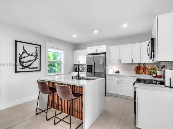 1165 NW 110th St, Miami, FL 33168
