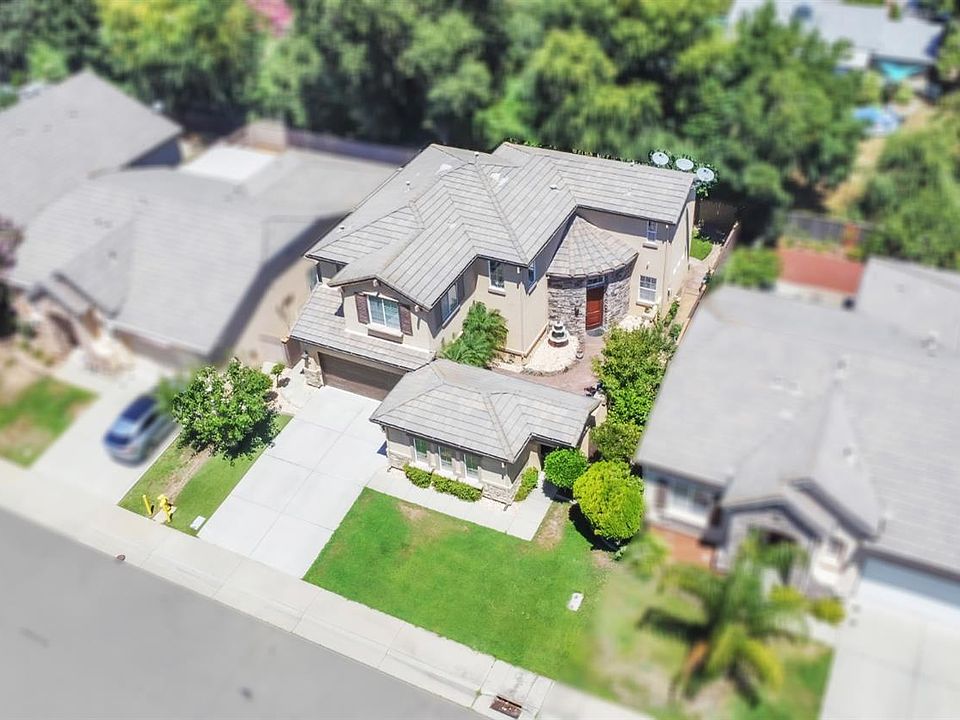 1st image of 6009 Roswitha Ct