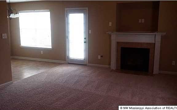 4th image of 2705 Graystone Dr