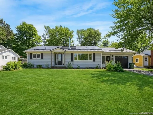 22 Birchcroft Dr, Fredericton, NB E3C 1K7