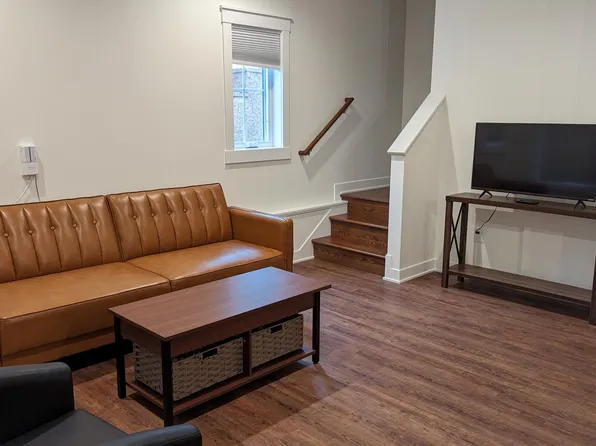 409 14th Ave SW #102, Rochester, MN 55902