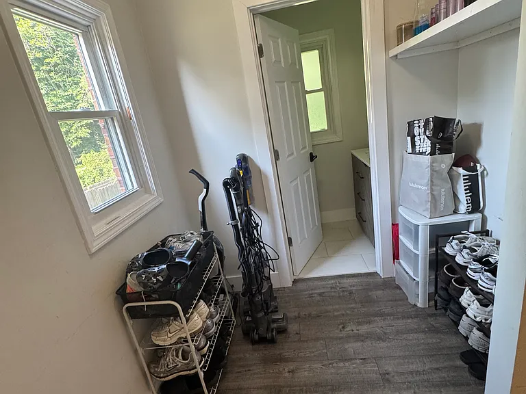 5730 Pineview Dr — Photo 17
