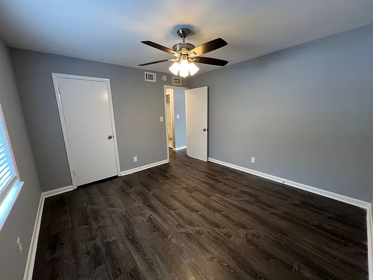3057 Pharr Court — Photo 11