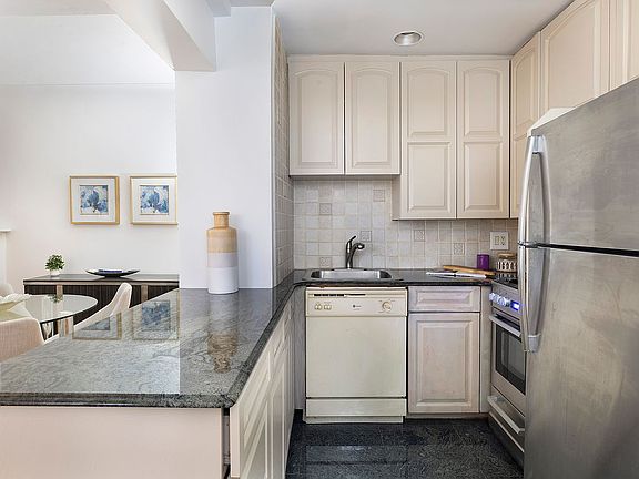 3rd image of 235 E 22nd St APT 6P