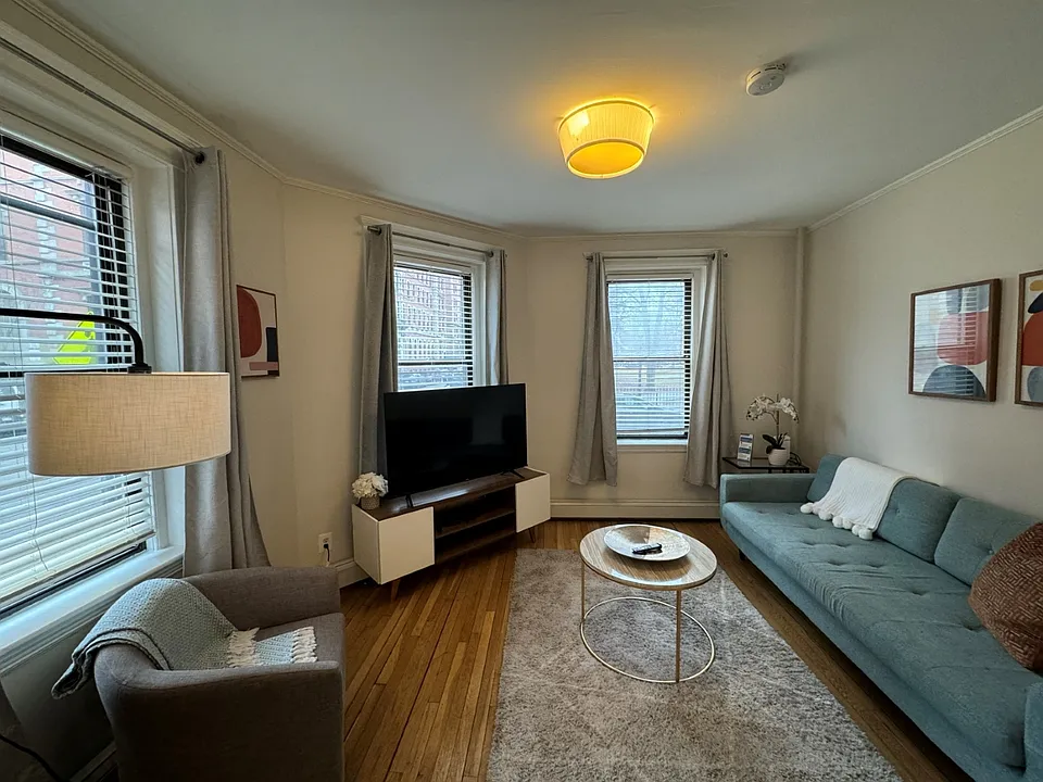 34 E Newton St #2
