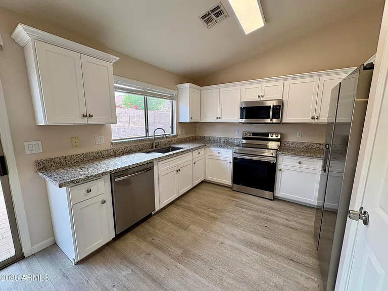 8556 W Carol Ave — Photo 13