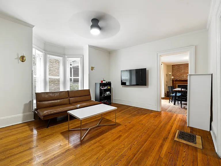 1906 Orrington Ave — Photo 33