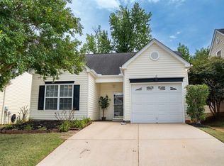 555 Clairidge Dr, Boiling Springs, SC 29316