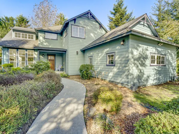 2505 Sutter Rd, McKinleyville, CA 95519