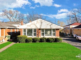 6765 N Kolmar Ave, Lincolnwood, IL