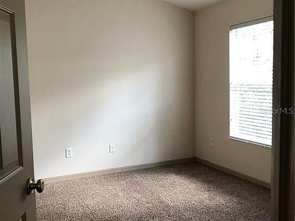 5th image of 2225 Golden Oak Ln