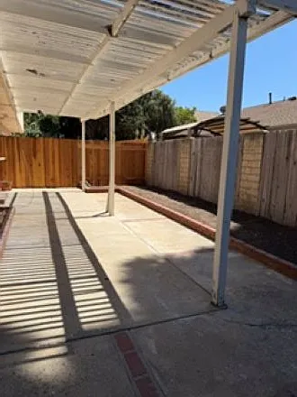 W Tree Fern Ct, Camarillo — Photo 3