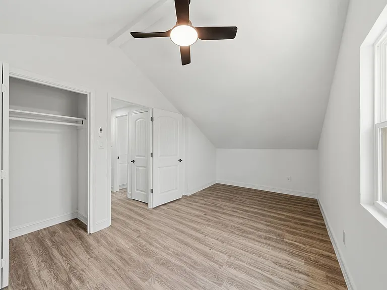 10406 Broadstairs St — Photo 23