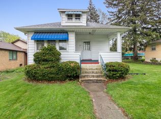 205 N Warwick Ave, Westmont, IL