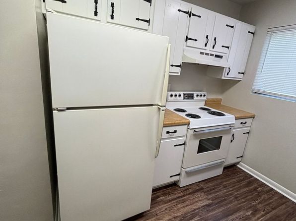 121 Locke St Unit B