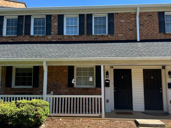 1334 Green Oaks Ln Suite M, Charlotte, NC 28205