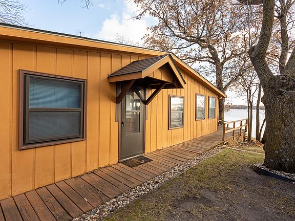 3rd image of 506 Carlos Darling Ct NW