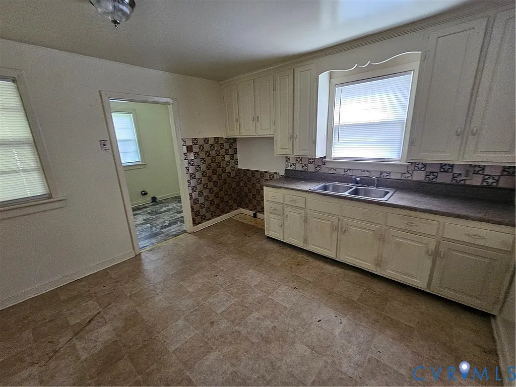 2 bed, 1.0 bath, 840 sqft, $1,050 — Photo 4