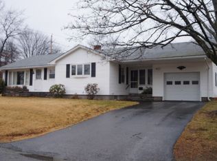 2 Bateman St, Sanford, ME 04073