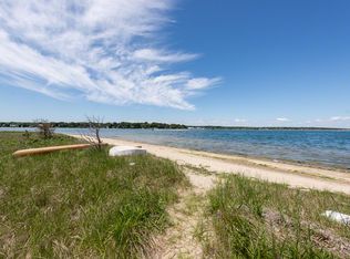 93 Shawanue Ave, Oak Bluffs, MA 02557