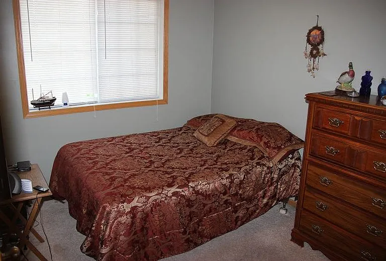 1328 Crown Oaks Dr NE — Photo 9