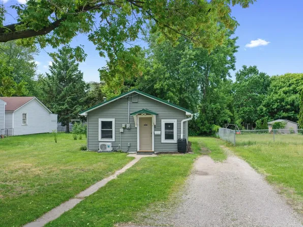 977 Velp Ave, Green Bay, WI 54303