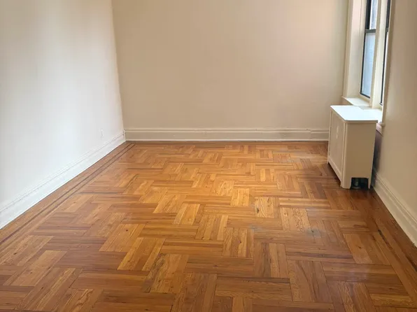 568 82nd Street image 1 of 5