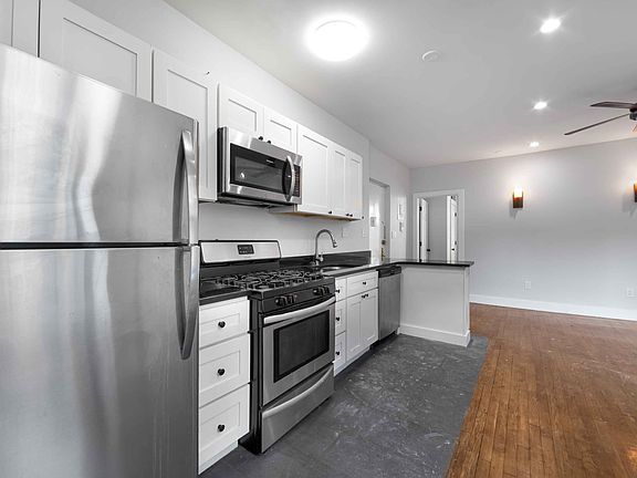 3rd image of 1186 Putnam Ave APT 1B